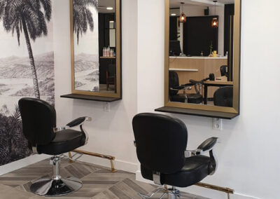 Ameublement dans un salon de coiffure